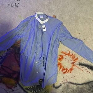 Gap Men’s single collar button up made